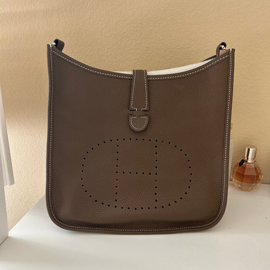 Perforated Leather Bag Large Etaupe