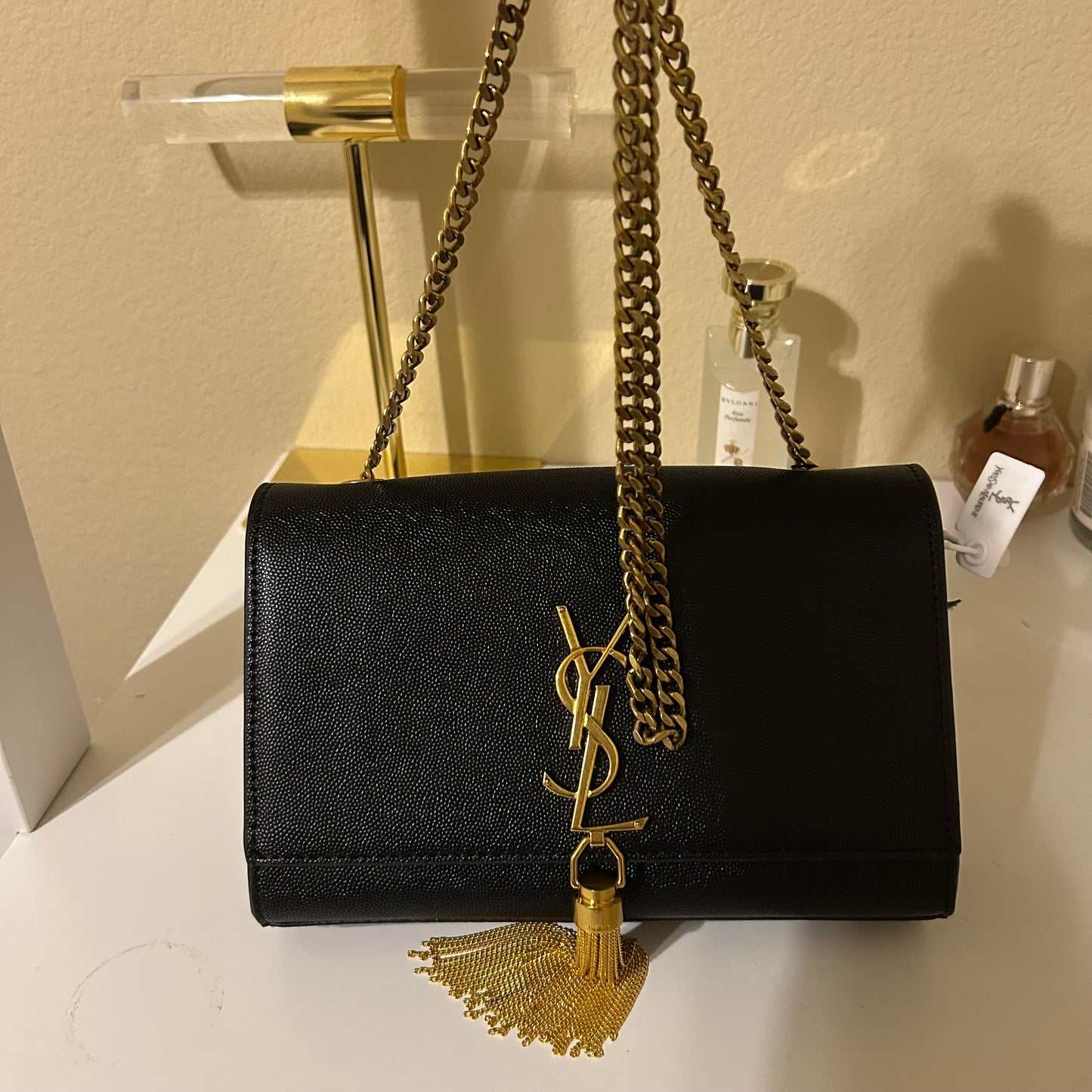 Y8L Black Cavalier Clutch with Tussle