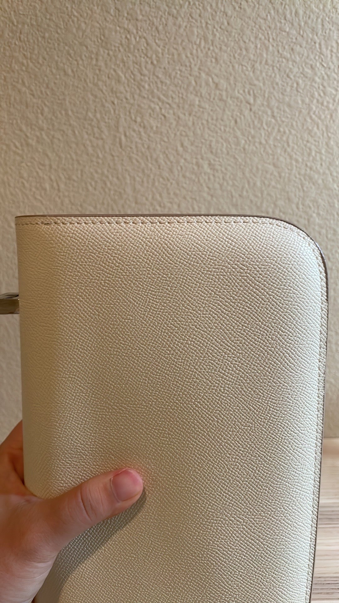 Elegant Embossed Leather Shoulder Bag